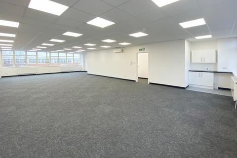 Office to rent, 1-5 Brunel Rd Reading RG7 4AB