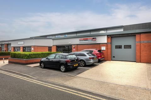Industrial development to rent, 284 Aberdeen Ave Slough SL1 4HG