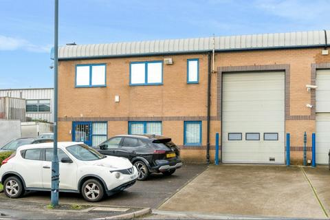 Warehouse to rent, Iron Bridge Clos London NW10 0UF