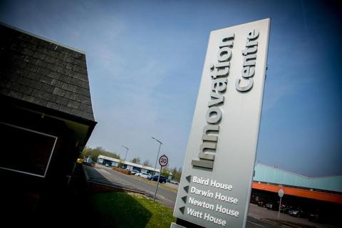 Office to rent, Second Av Kingswinford DY6 7YB