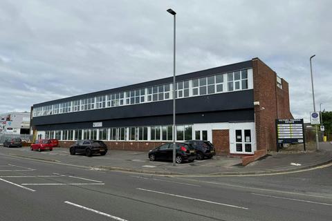 Warehouse to rent, 53-55 Burrfields Rd Portsmouth PO3 5NA
