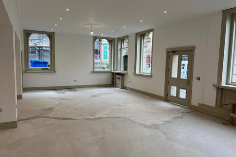 Retail property (high street) to rent, 5 High St Shepton Mallet BA4 5AB