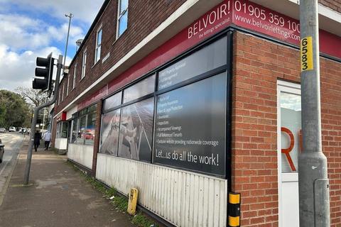 Retail property (high street) to rent, 150-152 London Rd Worcester WR5 2EJ