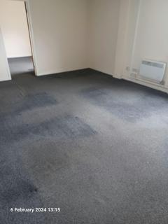 Industrial development to rent, Denby Dale Rd Wakefield WF2 7AZ