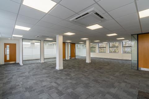 Office to rent, Bond Av Milton Keynes MK1 1FB