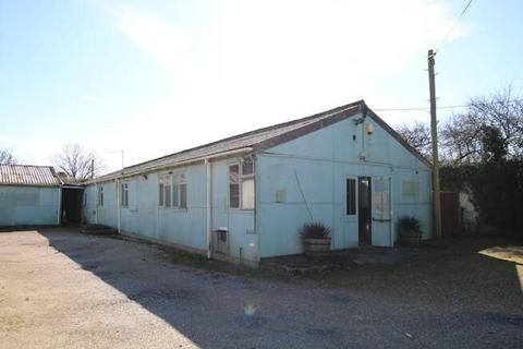 Warehouse to rent, Poole Rd Sturminster Marshall BH21 4AD
