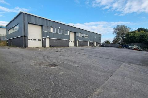 Warehouse to rent, Dominion Rd Bournemouth BH11 8LH