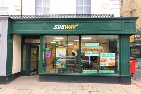 Retail property (high street) to rent, 17 Wellington St Teignmouth TQ14 8HW