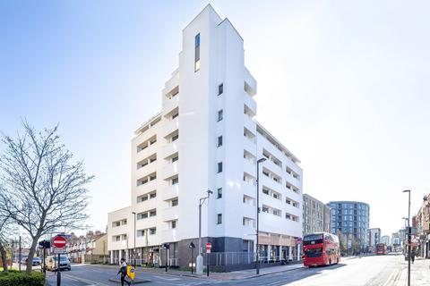 Retail property (high street) to rent, 390-398 London Rd Croydon CR0 2SW