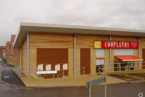 Retail property (high street) to rent, Berry Hl Mansfield NG18 4XW