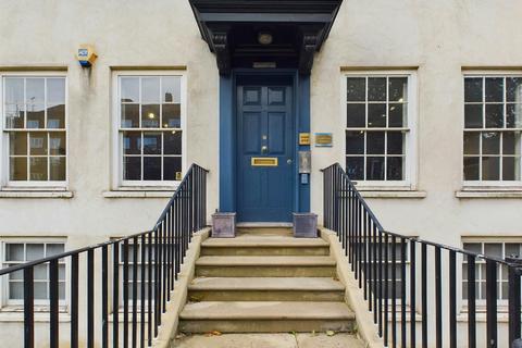 Office to rent, 79-83 Essex Rd London N1 2SF