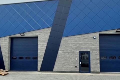 Warehouse to rent, Chantry Pl Harrow HA3 6NY