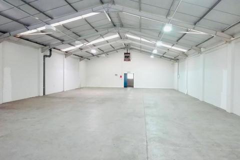 Warehouse to rent, Third Ave Kingswinford DY6 7UG