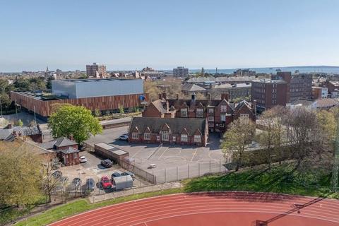 Mixed use for sale, St. Georges Rd Portsmouth PO1 2LN