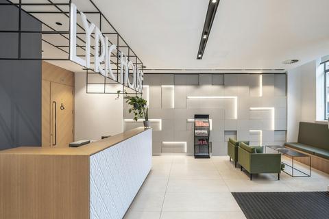 Office to rent, 149 Hammersmith Rd London W14 0QL