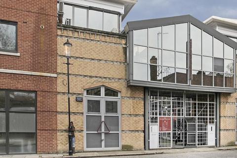 Office to rent, 225-227 Walmer Rd London W11 4EY