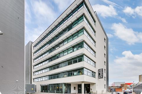 Office to rent, 21 Evesham St London W11 4AJ