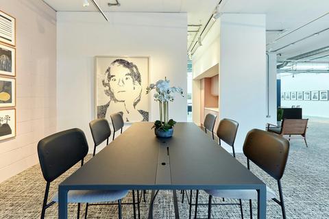 Office to rent, 21 Evesham St London W11 4AJ