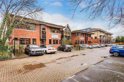 Office to rent, Catteshall Ln Godalming GU7 1XE