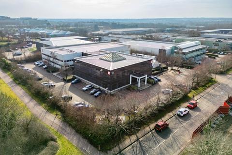 Industrial unit to rent, 3 Precedent Dr Milton Keynes MK13 8HF