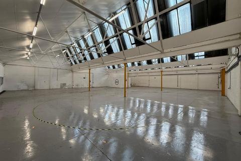 Industrial unit to rent, 7-8 East Ln Wembley HA9 7NG