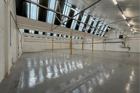 Industrial unit to rent, 7-8 East Ln Wembley HA9 7NG
