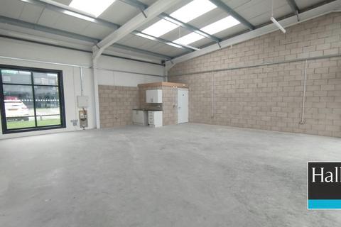 Warehouse to rent, 96-99 Tern Valley Business Park Market Drayton TF9 3AG