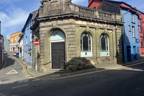 Retail property (high street) for sale, 76 Rhosmaen St Llandeilo SA19 6ER