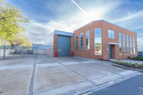 Warehouse to rent, Dolphin Way Shoreham By Sea BN43 6QB