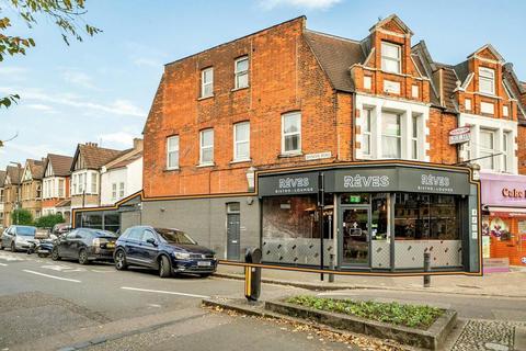 Restaurant to rent, 136 High St Harrow HA3 7AL