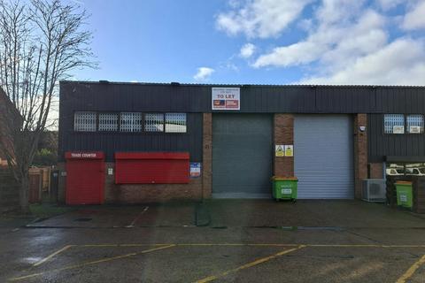 Warehouse to rent, 77-81 Sumner Rd Croydon CR0 3LN
