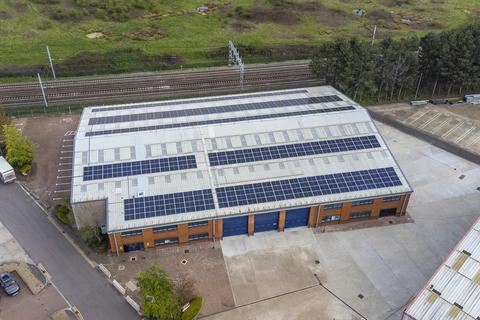 Warehouse to rent, Old Parkbury Ln St Albans AL2 2DB