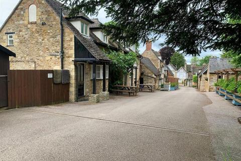 Hospitality for sale, 13 Top St Oakham LE15 8SE
