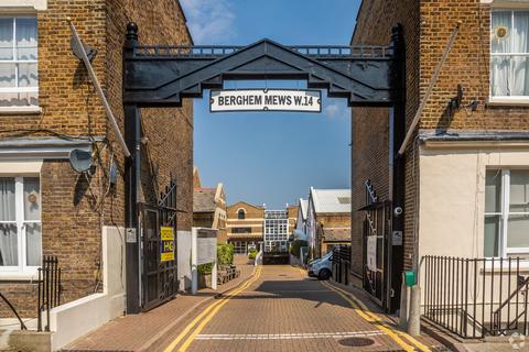 Office to rent, Blythe Rd London W14 0HN