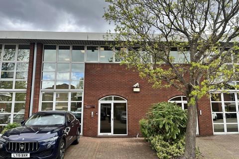 Office to rent, Sulivan Rd London SW6 3DT