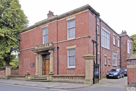 Office to rent, 14 Ribblesdale Pl Preston PR1 3NA