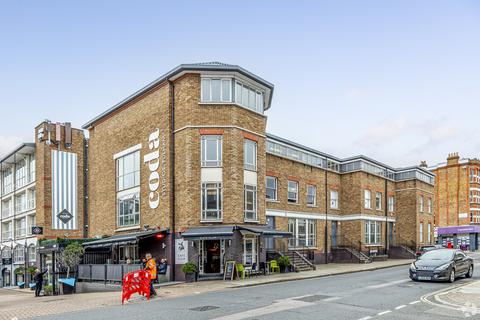 Office to rent, 189 Munster Rd London SW6 6AW