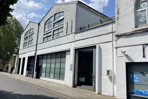 Office to rent, 138 Barlby Rd London W10 6BJ
