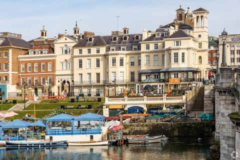 Office to rent, 3 Heron Sq Richmond TW9 1EJ
