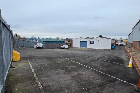 Industrial unit to rent, 9 Crittall Rd Witham CM8 3DR