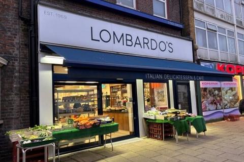 Retail property (high street) to rent, 17-19 West St Dunstable LU6 1SL