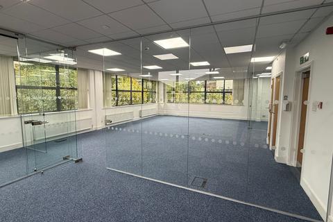 Office to rent, Alban Park St Albans AL4 0LA