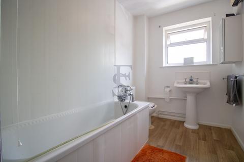 Flat 4, 40 Avenue Road, Leicester, LE2 3EA