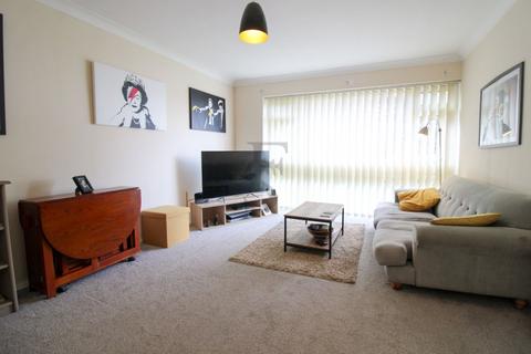 Flat 4, 40 Avenue Road, Leicester, LE2 3EA