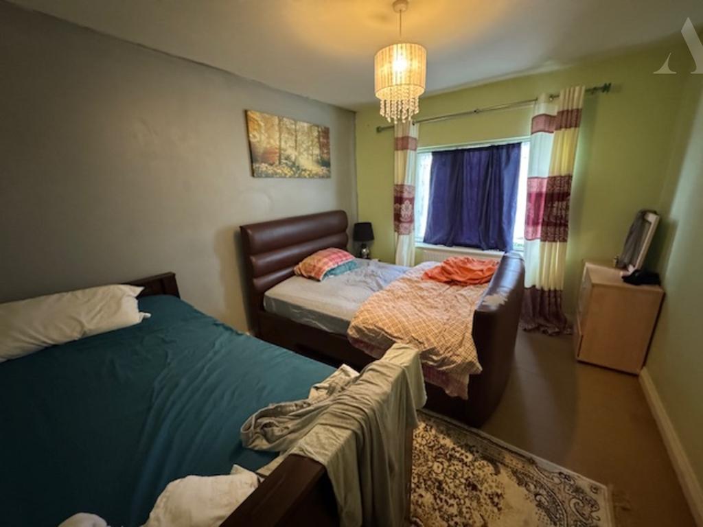 7 Azalea bedroom 3