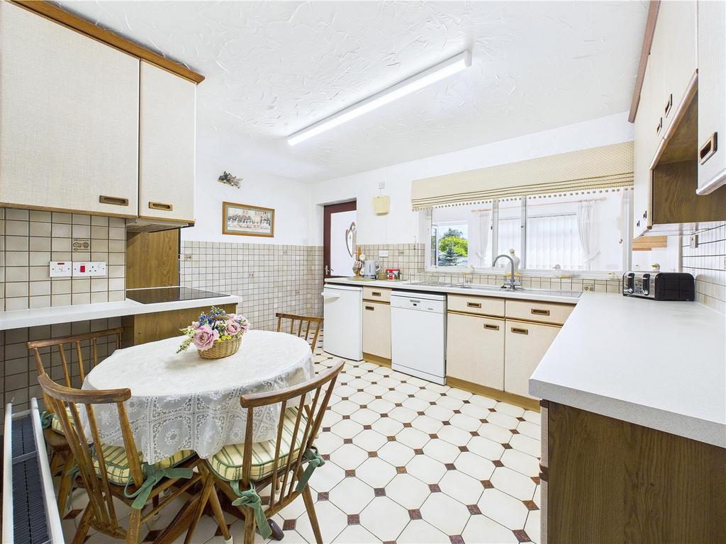 CAM04366 G0-PR0090-STILL012.jpg