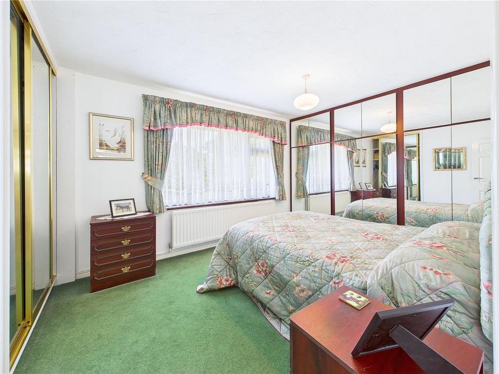 CAM04366 G0-PR0090-STILL017.jpg