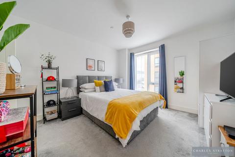 19 Windstar Drive, South Ockendon, RM15 5GU