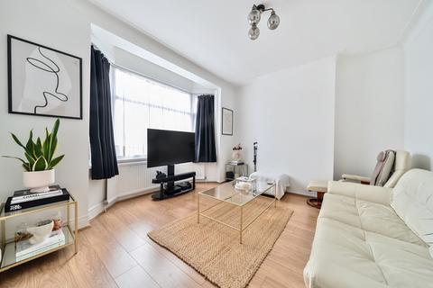 3 bedroom semi-detached house for sale, Benton Road, Ilford
