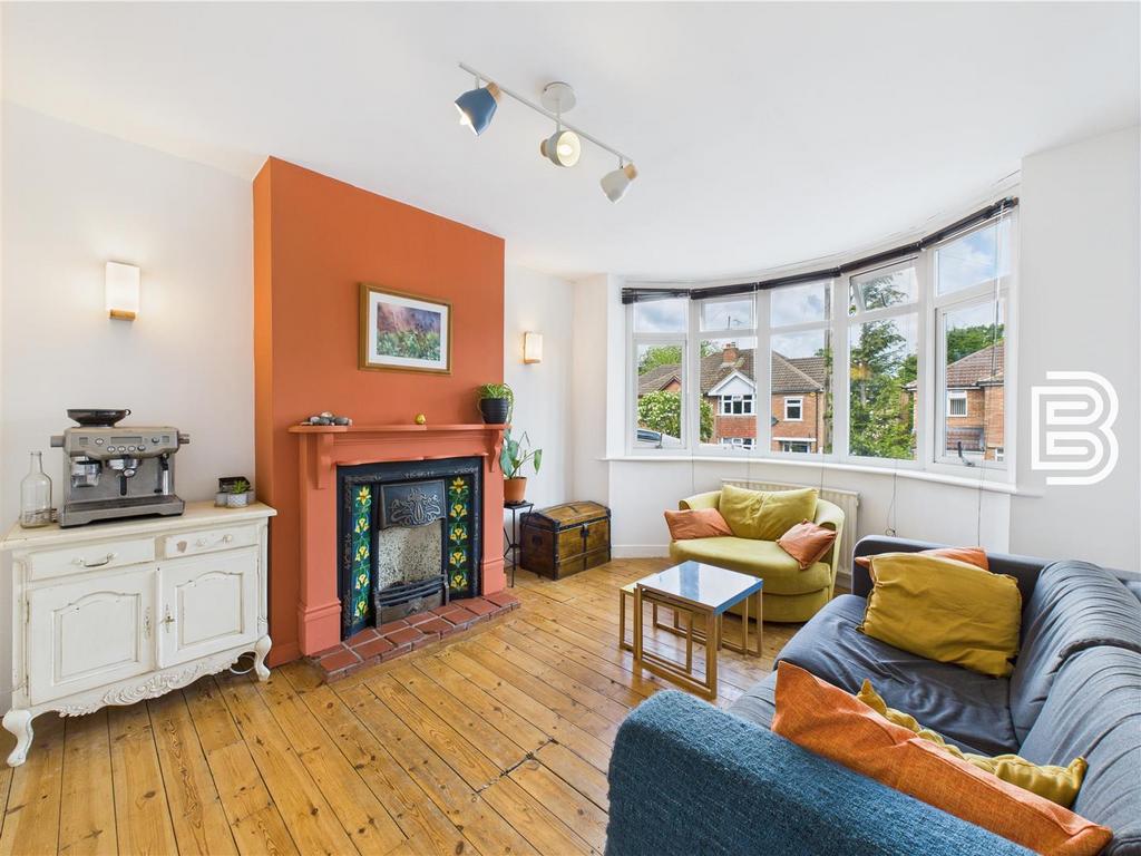 Living Room.jpg